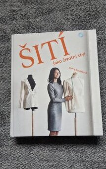 Kniha Šití jako životní styl