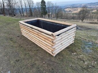 Velký vyvýšený záhon