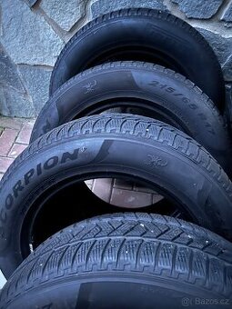 Zimní pneumatiky R17 215/65 Scorpion