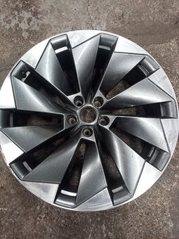 ENYAQ KODIAQ 8,5J R21 Alu kolo