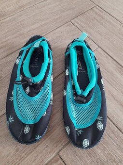 Chlapecké boty do vody zn. Crivit, vel. 36