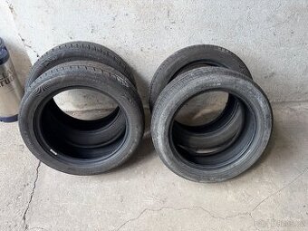 Prodám 4 x letní pneu 205/55R17 V XL