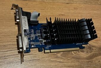 ASUS GeForce 210 – 1 GB DDR3 (pasivní, low profile)
