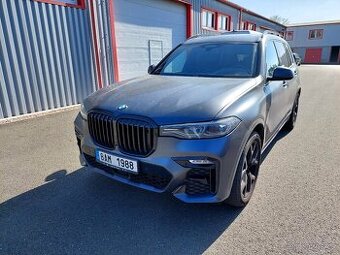 BMW X7 M50d Dark Shadow edice, 1. majitel - 1