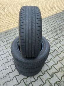 ☀️Letní sada pneu 215/60 R16 Goodyear, vzorek 6mm