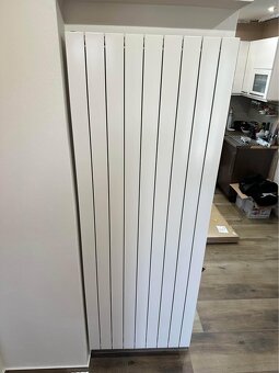 Koratherm Vertikal M10 slonová kost 1200x884