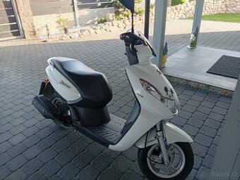Peugeot kisbee 100