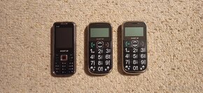 3x mobilní telefon Aligator (2x A500, 1x D830)