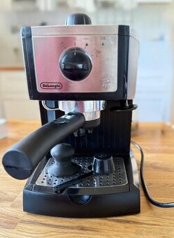 Pákový kávovar DeLonghi