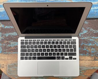 MacBook Air 11, Core i5 128GB SSD 4GB RAM, silver 2014
