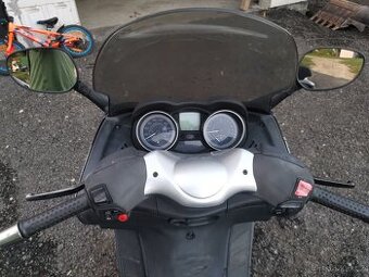 Piaggio x evo 400