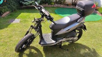 Skútr SYM symphony 125 SR na náhradní díly