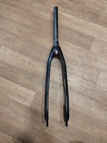 Vidlice karbon 29"