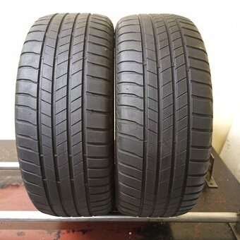 Bridgestone 215/55 R17 94V 3,5-4mm