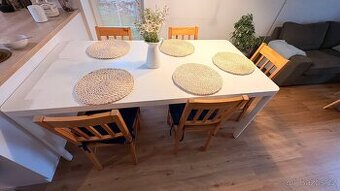 Jídelnu stůl IKEA