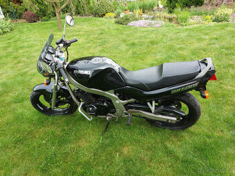 Suzuki GS 500 E - 1