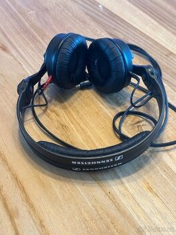 Sluchátka Sennheiser HD25-1-II pro monitoring