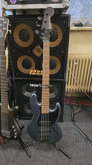 Fender Squier