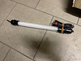 Pracovní světlo do autozásuvky na 12V