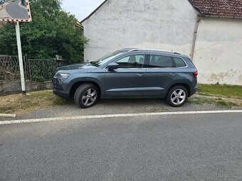 Škoda karoq