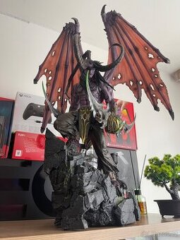 Blizzard World of Warcraft Illidan Stormrage Premium statue