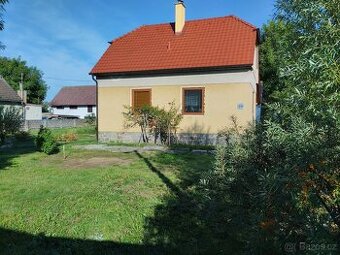 Prodej rodinného domu 150m2 pozemek 1553m2 Kvášňovice