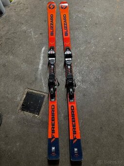 Lyže Blizzard Firebird (Jeté)