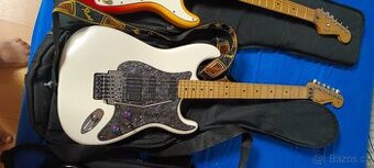 Fender Player Stratocaster Floyd Rose HSS MN, Polar White
