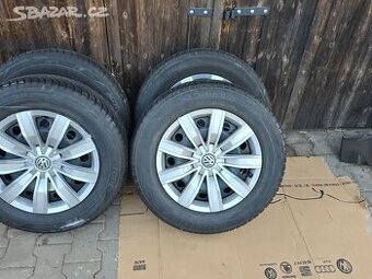 Škoda vw audi 5x112 215/65 r17 zimní pneu Bridgestone