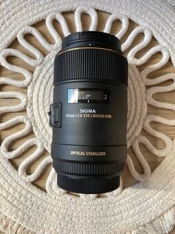Objektiv SIGMA 105 mm f/2,8 EX DG OS HSM Macro pro Canon EF