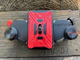 Peak Design Capture v2