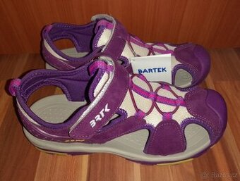 Dívčí sandály vel. 38 Bartek úplně NOVÉ