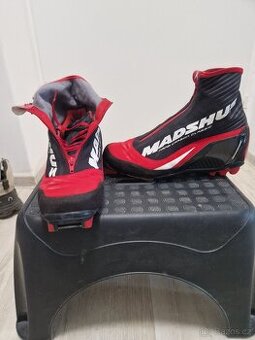 Zavodni běžecké boty Madshus nano carbon clasic