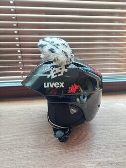 Dětská lyžařská helma Uvex vel. 48-52
