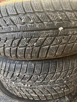 Zimni pneu goodride 195/55 r15