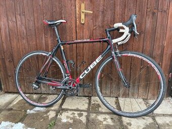 Celokarbonové silniční kolo Cube Agree GTC Ultegra