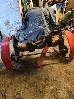 Přední náprava Zetor