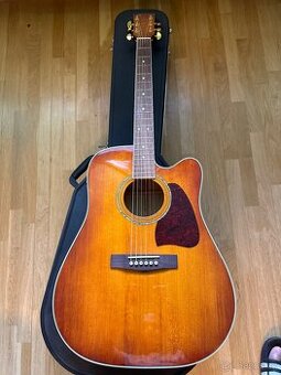 Kytara elektroakusticka