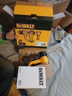Opalovací pistole DeWalt