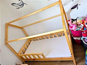 Dětská postel "domek"