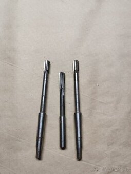 Výstružníky, výhrubníky, závitníky