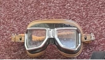 Starožitné,kožené brýle na motorku