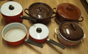 smaltované nádobí