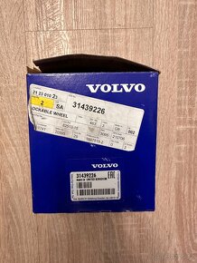 Bezpečnostní šrouby Volvo - 1