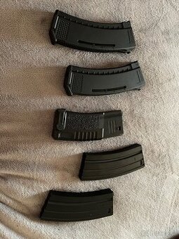 Airsoft zásobníky m4 a ak