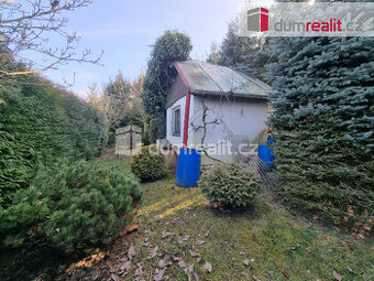 Prodej zahrady se zahradní chatkou o rozloze 420 m2 - Kralup - 1