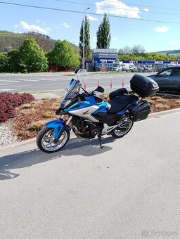 PRODÁM Honda NCX 750 manual