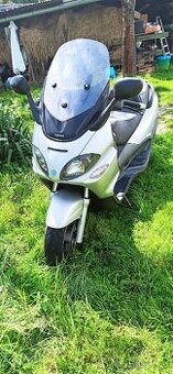 Piaggio X9 500 najeto 16500