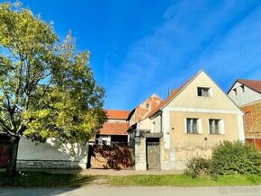 Prodej malé zemědělské usedlosti 100 m² s pozemkem 617 m²