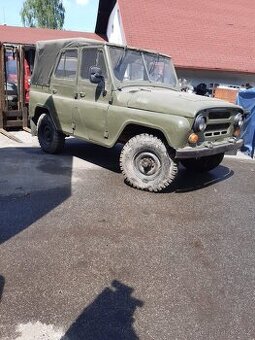UAZ 469 Bi